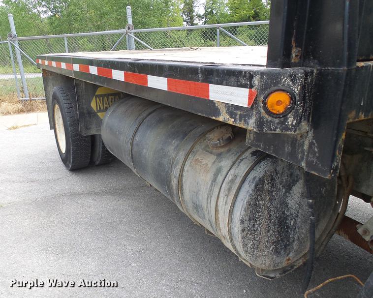 image for item DE5121 1992 Volvo FE flatbed truck