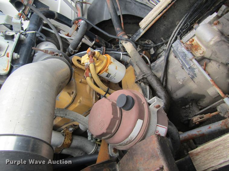 image for item DE5121 1992 Volvo FE flatbed truck