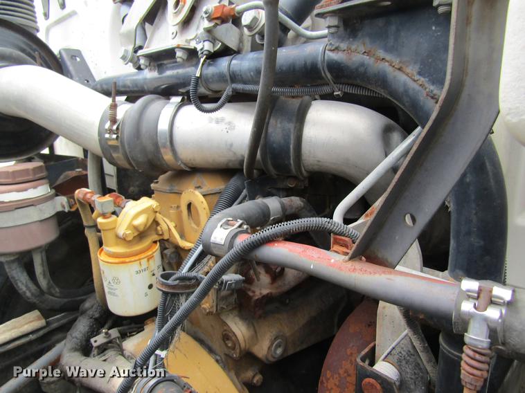 image for item DE5121 1992 Volvo FE flatbed truck