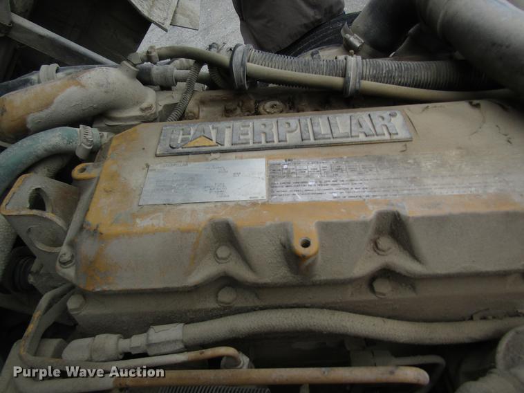 image for item DE5121 1992 Volvo FE flatbed truck