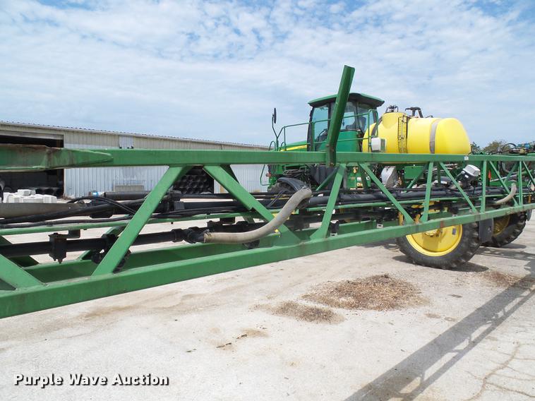 image for item DE5122 2011 John Deere 4630 sprayer