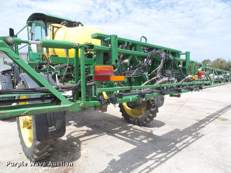 image for item DE5122 2011 John Deere 4630 sprayer