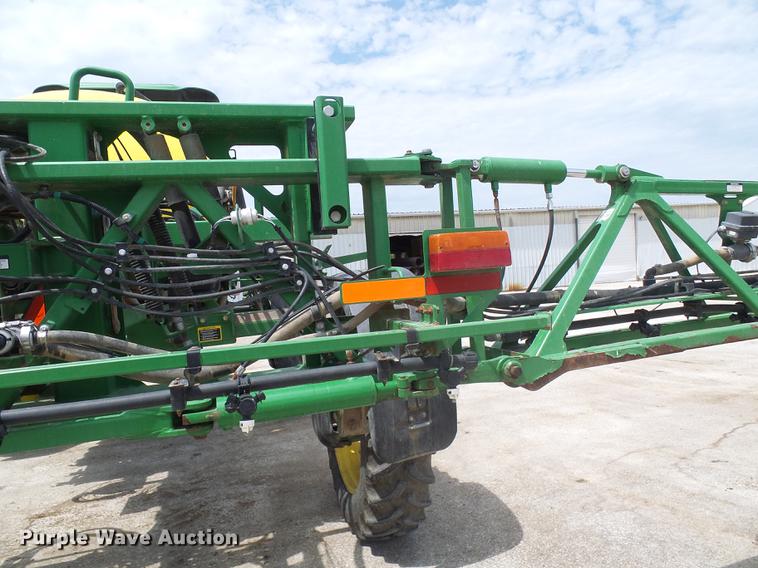 image for item DE5122 2011 John Deere 4630 sprayer