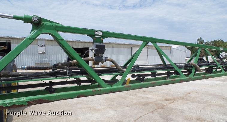 image for item DE5122 2011 John Deere 4630 sprayer
