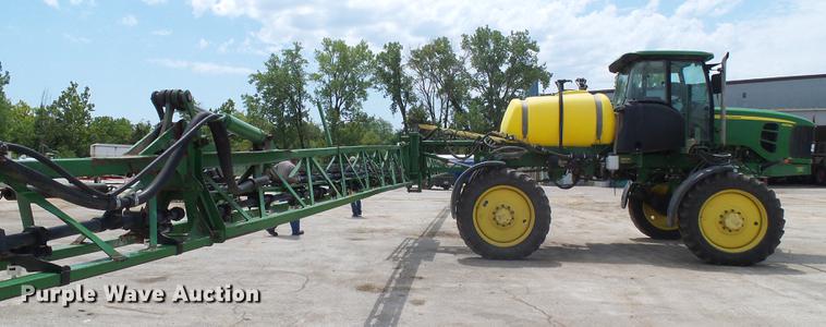 image for item DE5122 2011 John Deere 4630 sprayer