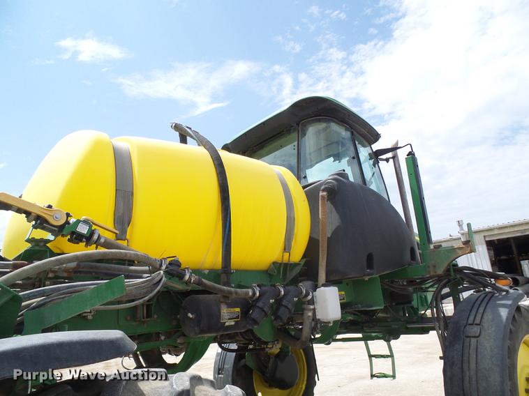image for item DE5122 2011 John Deere 4630 sprayer