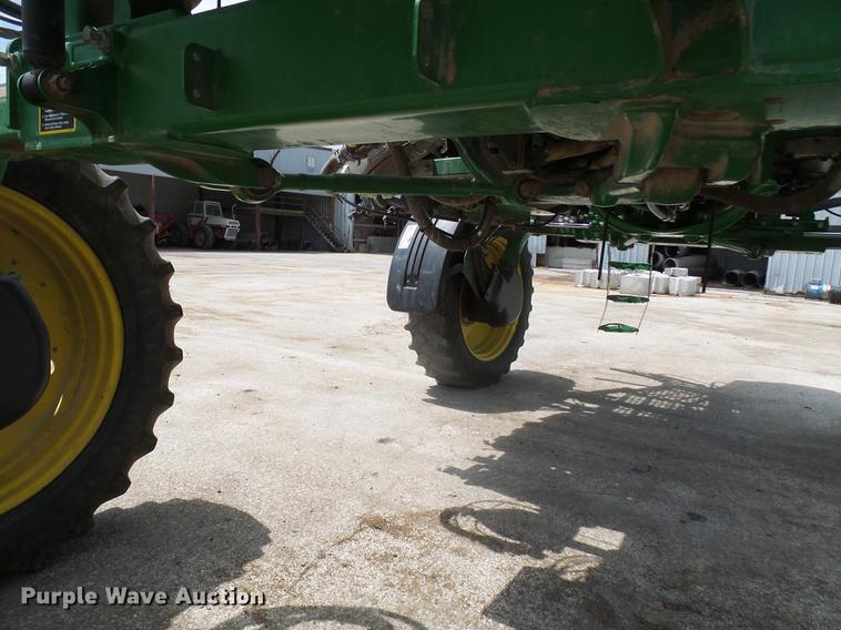 image for item DE5122 2011 John Deere 4630 sprayer