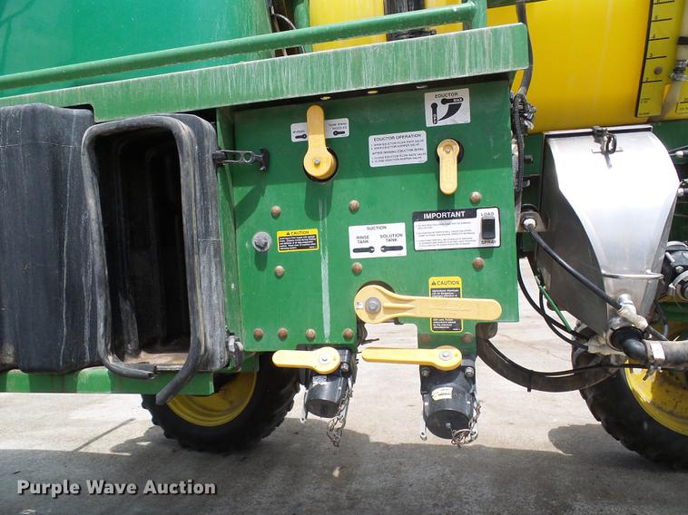 image for item DE5122 2011 John Deere 4630 sprayer