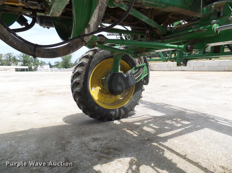 image for item DE5122 2011 John Deere 4630 sprayer