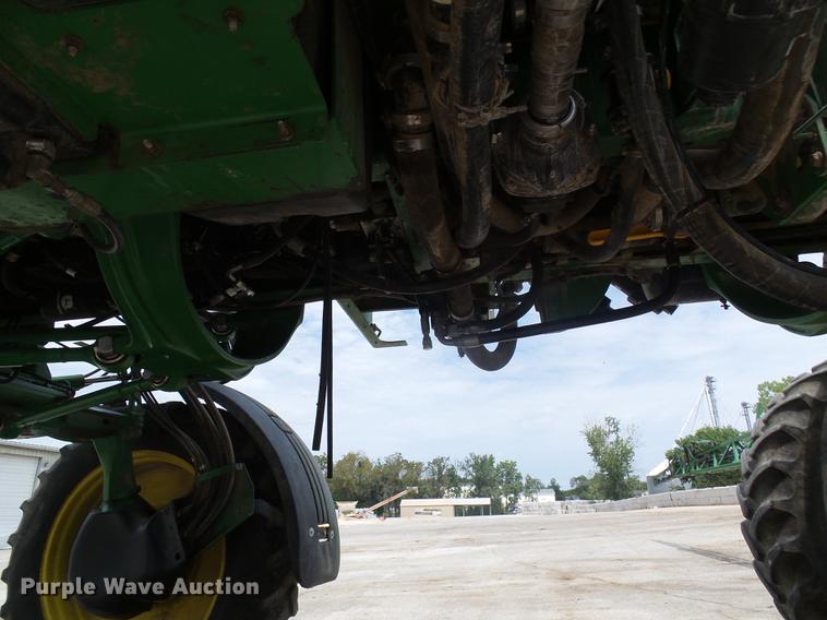 image for item DE5122 2011 John Deere 4630 sprayer