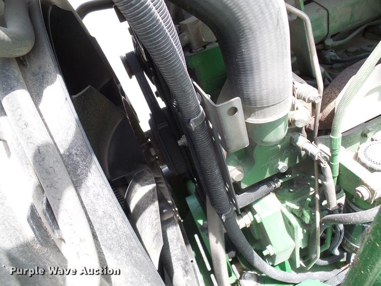 image for item DE5122 2011 John Deere 4630 sprayer