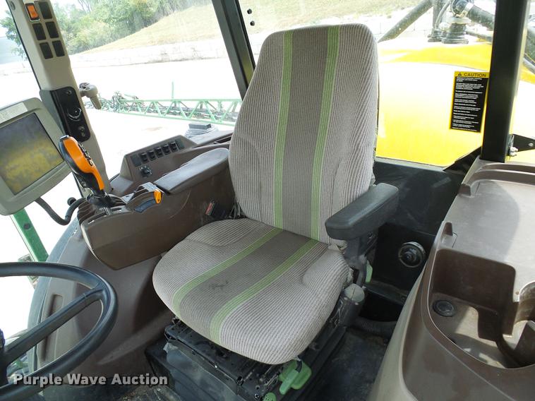 image for item DE5122 2011 John Deere 4630 sprayer