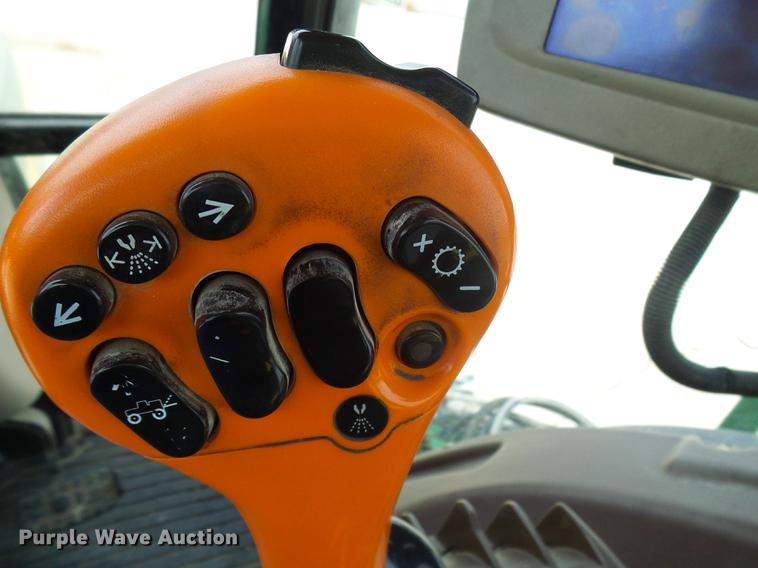 image for item DE5122 2011 John Deere 4630 sprayer