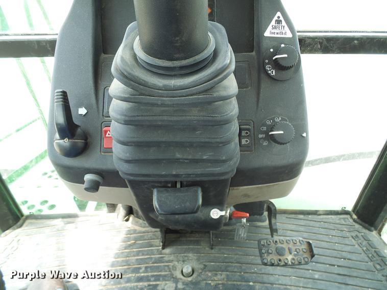 image for item DE5122 2011 John Deere 4630 sprayer