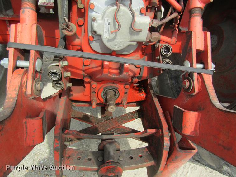 image for item DE5125 1976 Case 1070 tractor