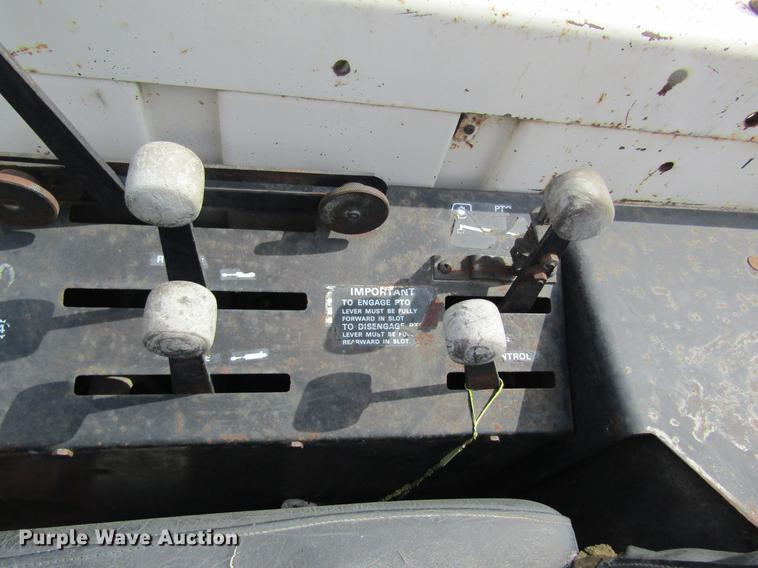 image for item DE5125 1976 Case 1070 tractor