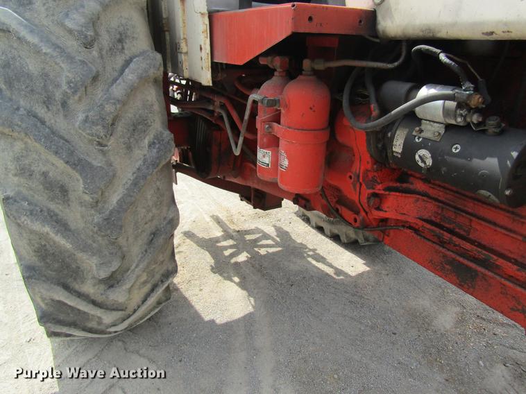 image for item DE5125 1976 Case 1070 tractor