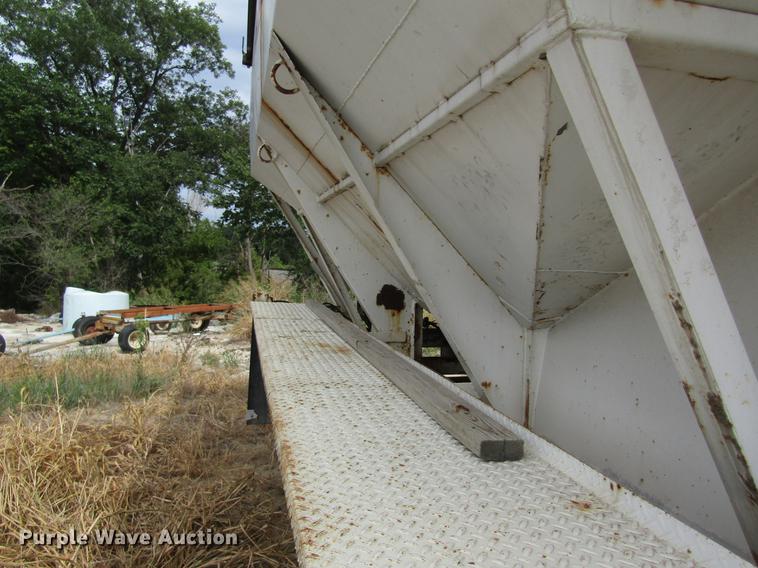 image for item DE5126 Dempster tender bed