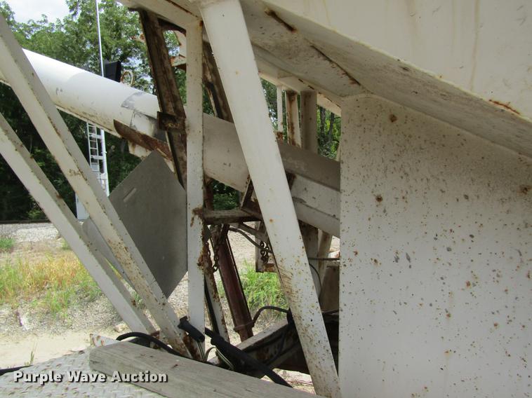 image for item DE5126 Dempster tender bed