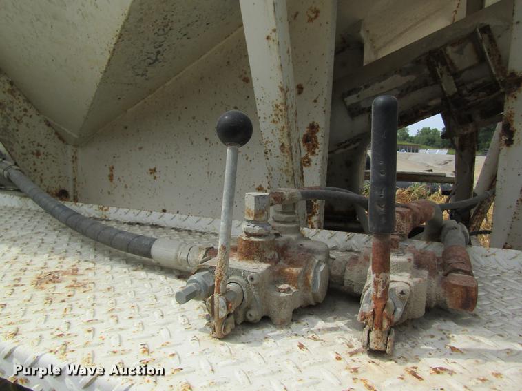 image for item DE5126 Dempster tender bed