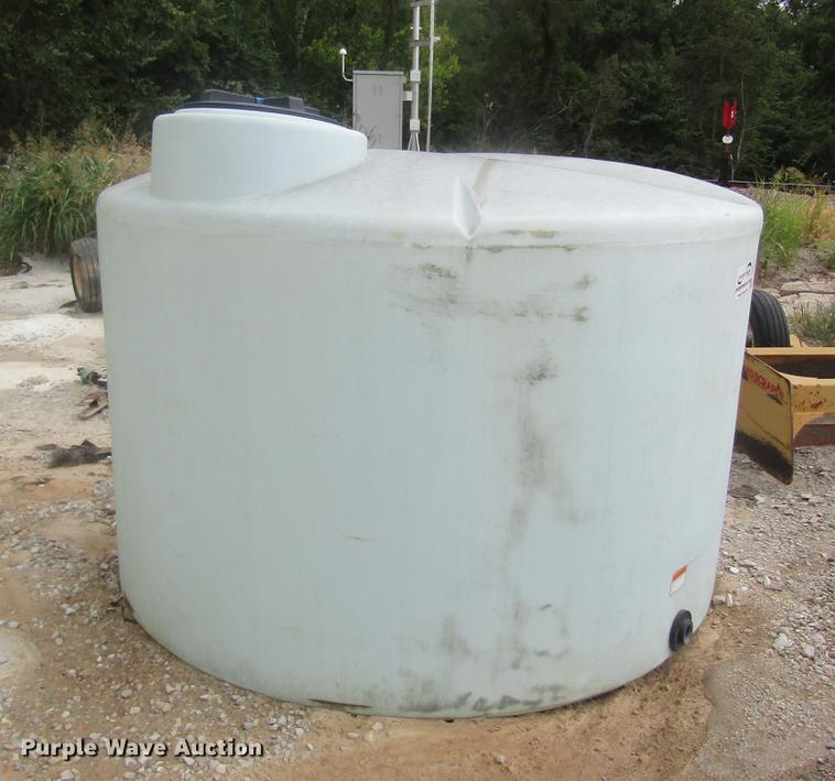 image for item DE5127 (2) tanks