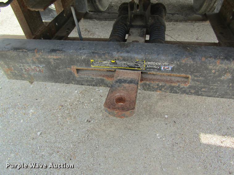 image for item DE5129 1985 International 1754 tank truck