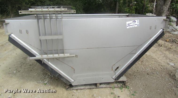 image for item DE5133 John Deere spreader