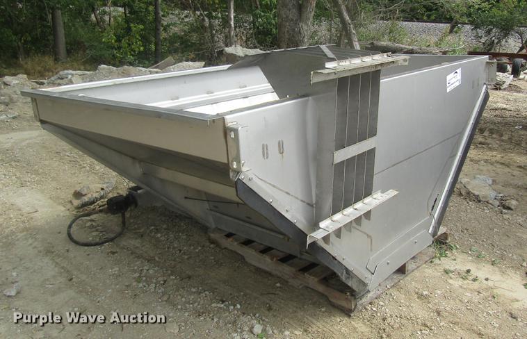 image for item DE5133 John Deere spreader