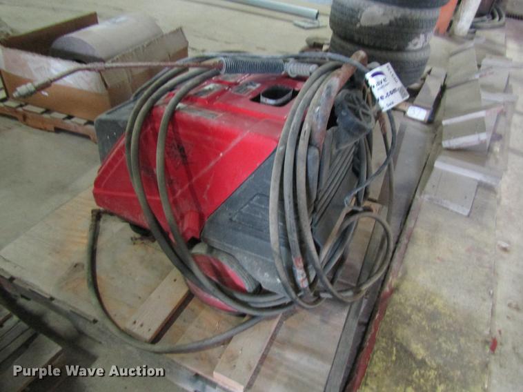 image for item DE5138 Cam Spray pressure washer