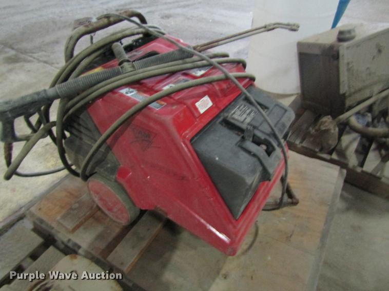 image for item DE5138 Cam Spray pressure washer