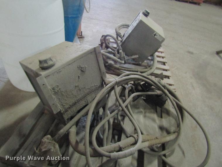 image for item DE5139 (2) wet kits