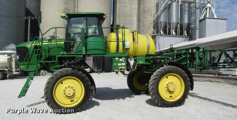 image for item DE5144 2011 John Deere 4630 sprayer