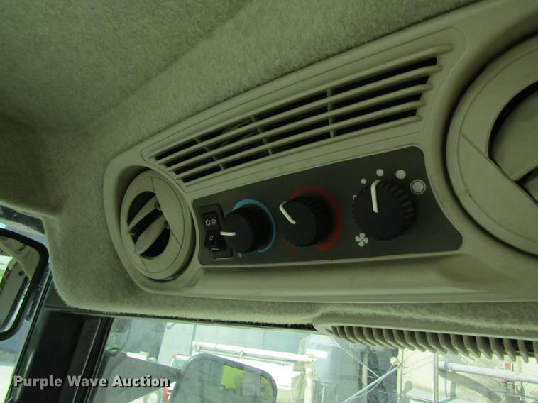 image for item DE5144 2011 John Deere 4630 sprayer