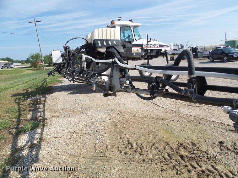 image for item DE5156 2001 SpraCoupe 4640 sprayer
