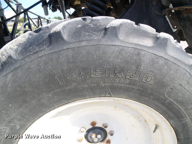 image for item DE5156 2001 SpraCoupe 4640 sprayer