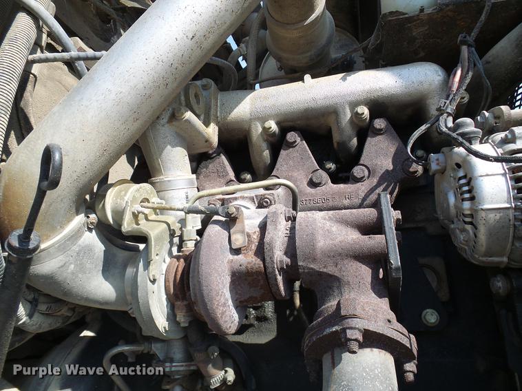 image for item DE5156 2001 SpraCoupe 4640 sprayer