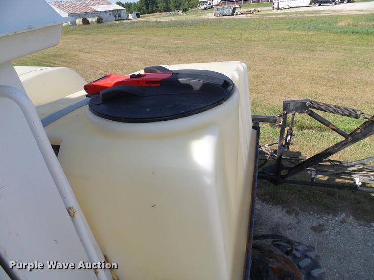 image for item DE5156 2001 SpraCoupe 4640 sprayer