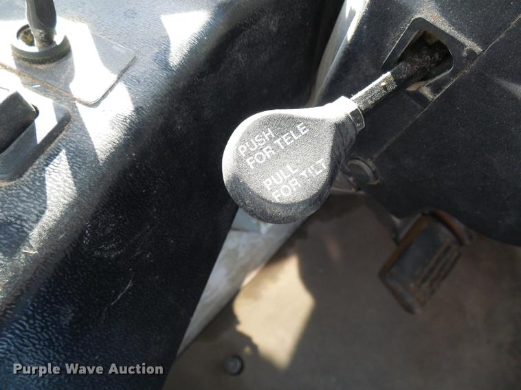 image for item DE5156 2001 SpraCoupe 4640 sprayer