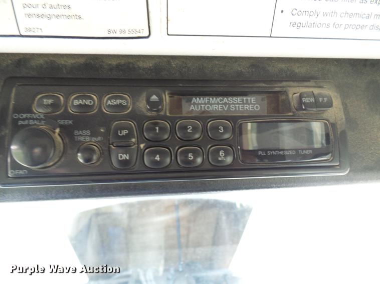 image for item DE5156 2001 SpraCoupe 4640 sprayer