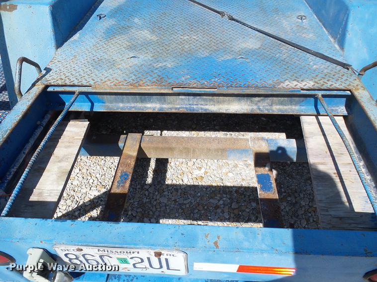 image for item DE5157 1998 Duo Lift 464014E header trailer