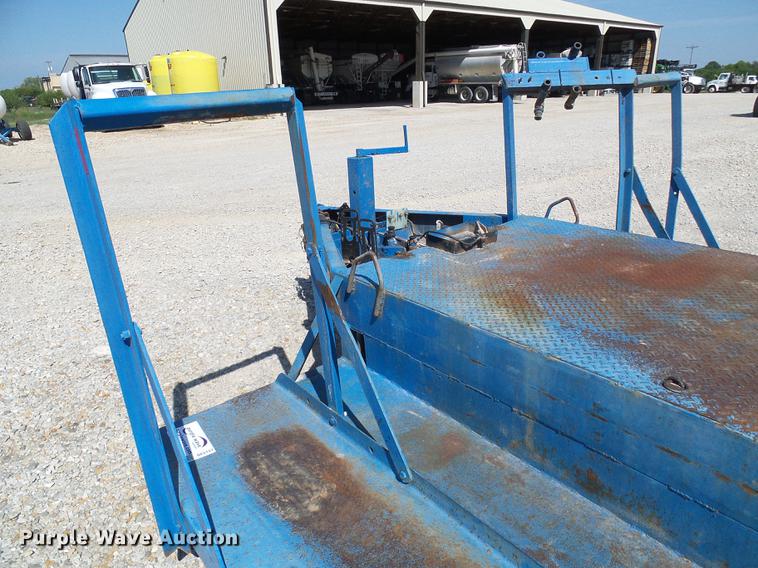 image for item DE5157 1998 Duo Lift 464014E header trailer