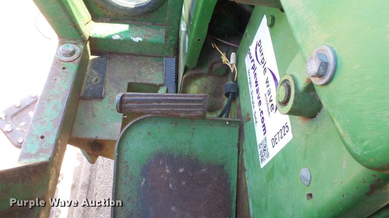 image for item DE7225 John Deere 4020 tractor