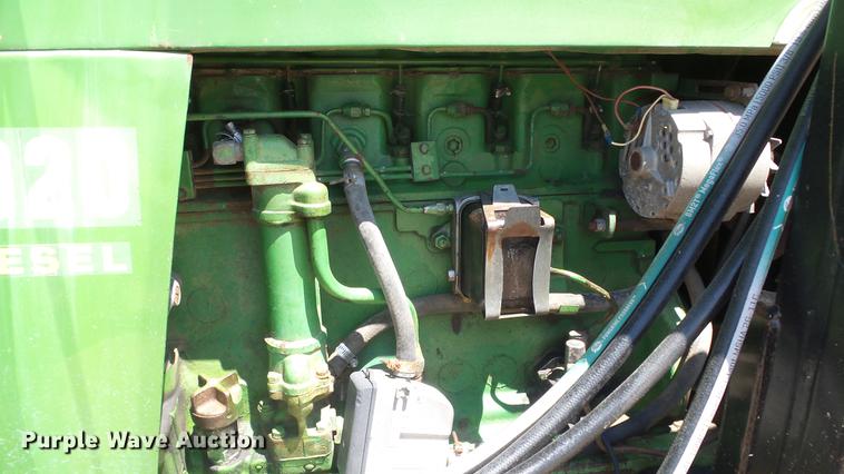 image for item DE7225 John Deere 4020 tractor
