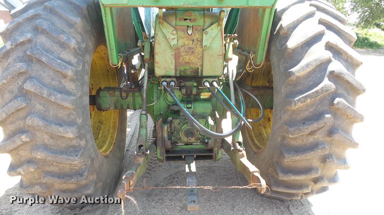 image for item DE7225 John Deere 4020 tractor