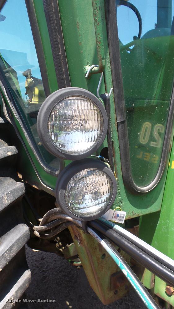 image for item DE7225 John Deere 4020 tractor