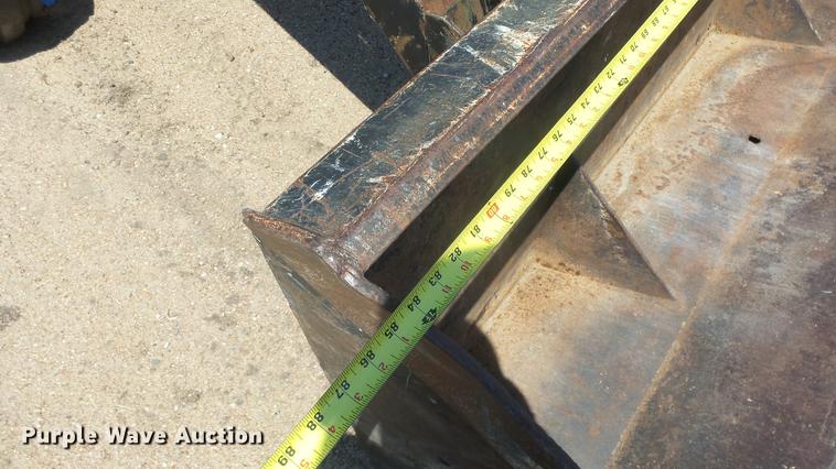 image for item DE7225 John Deere 4020 tractor