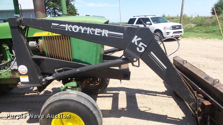 image for item DE7225 John Deere 4020 tractor