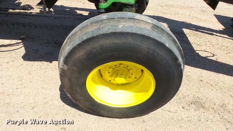 image for item DE7225 John Deere 4020 tractor