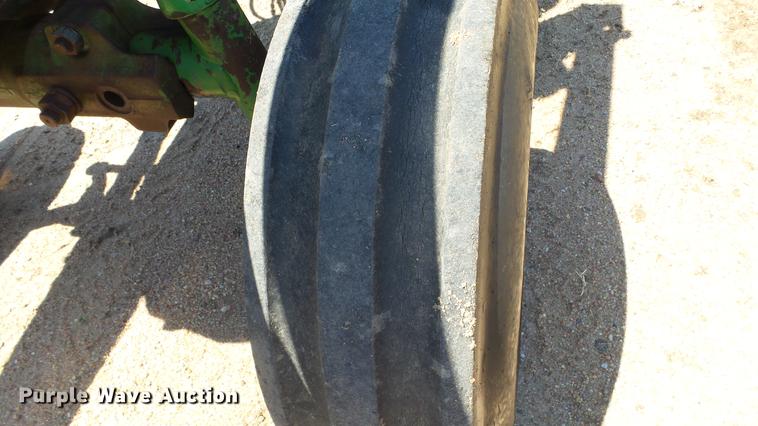 image for item DE7225 John Deere 4020 tractor