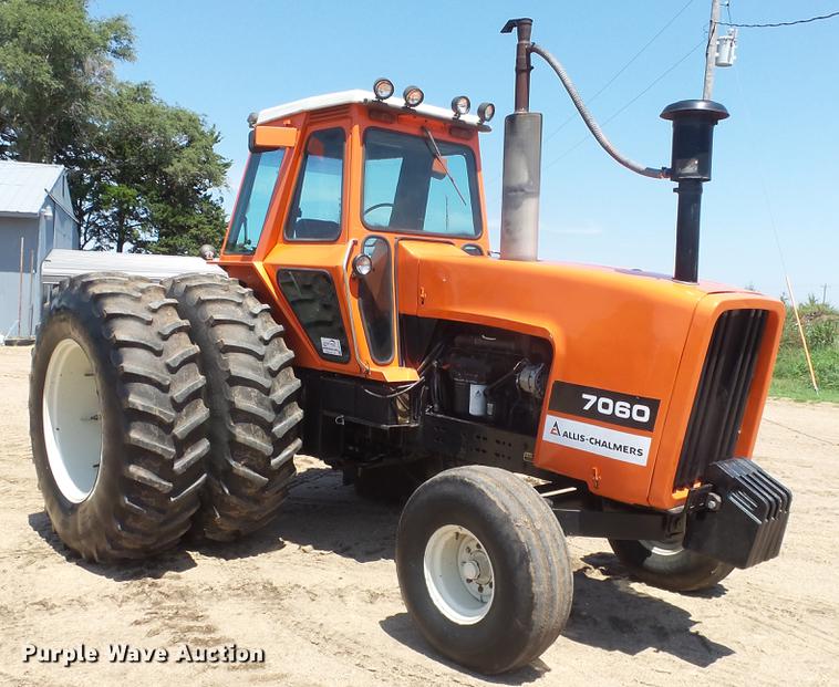 image for item DE7226 1979 Allis Chalmers 7060 tractor